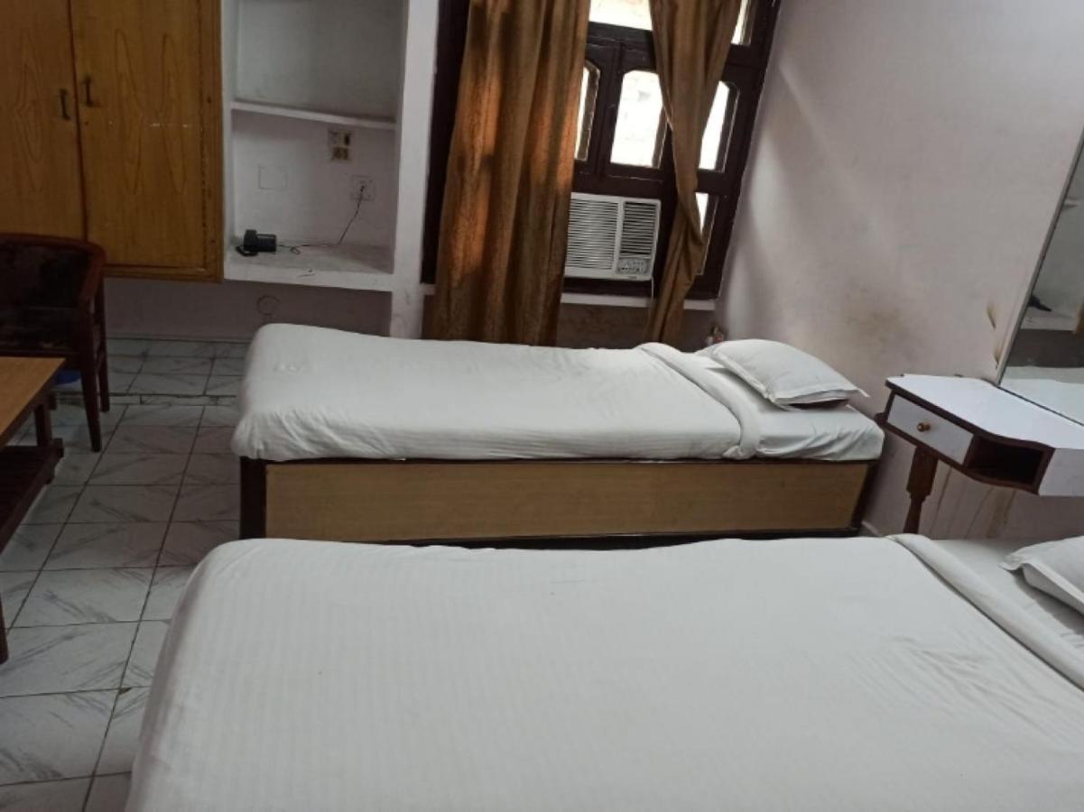 Oyo 80830 Hotel Buddha International 부다가야 외부 사진