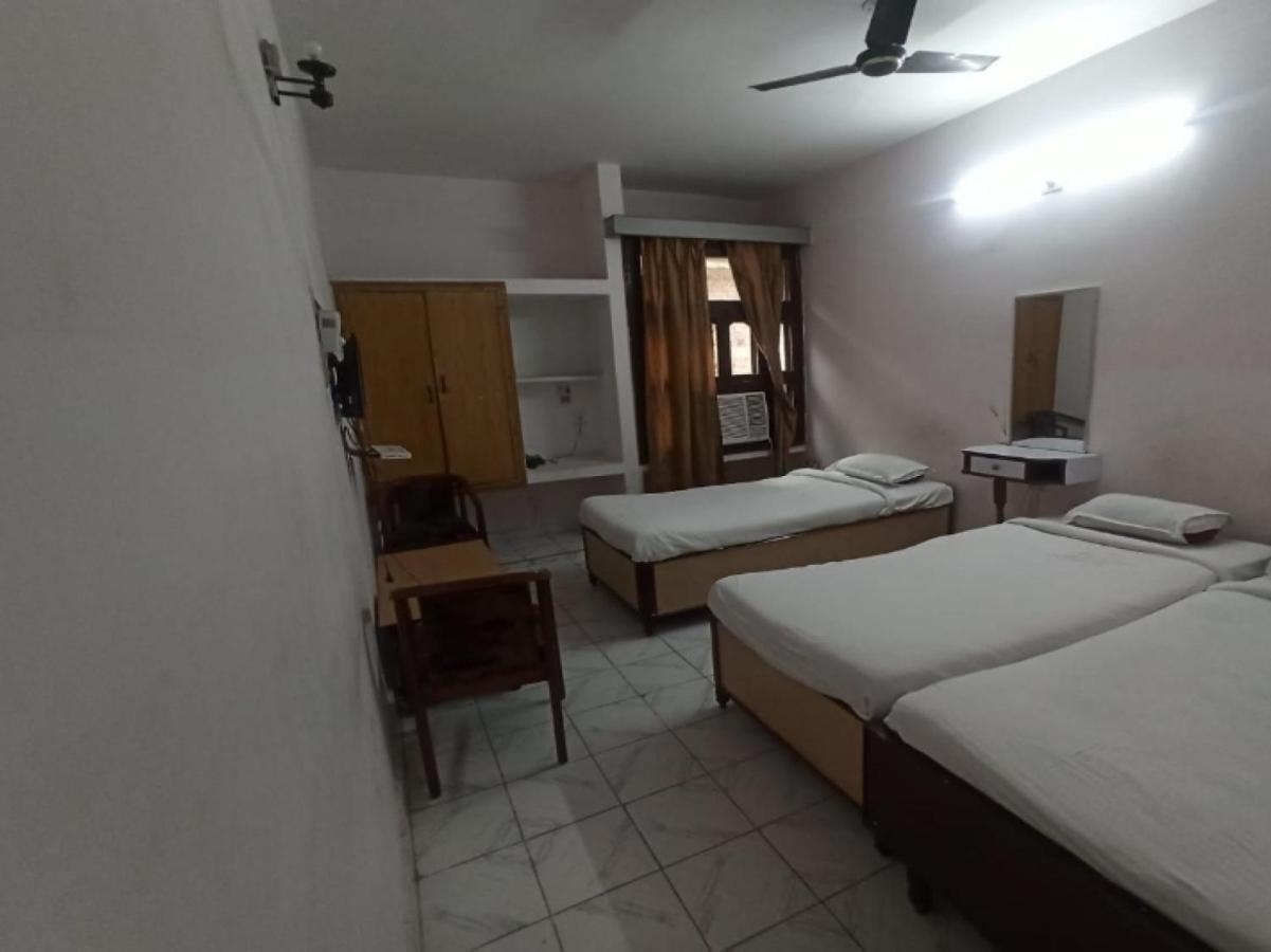 Oyo 80830 Hotel Buddha International 부다가야 외부 사진
